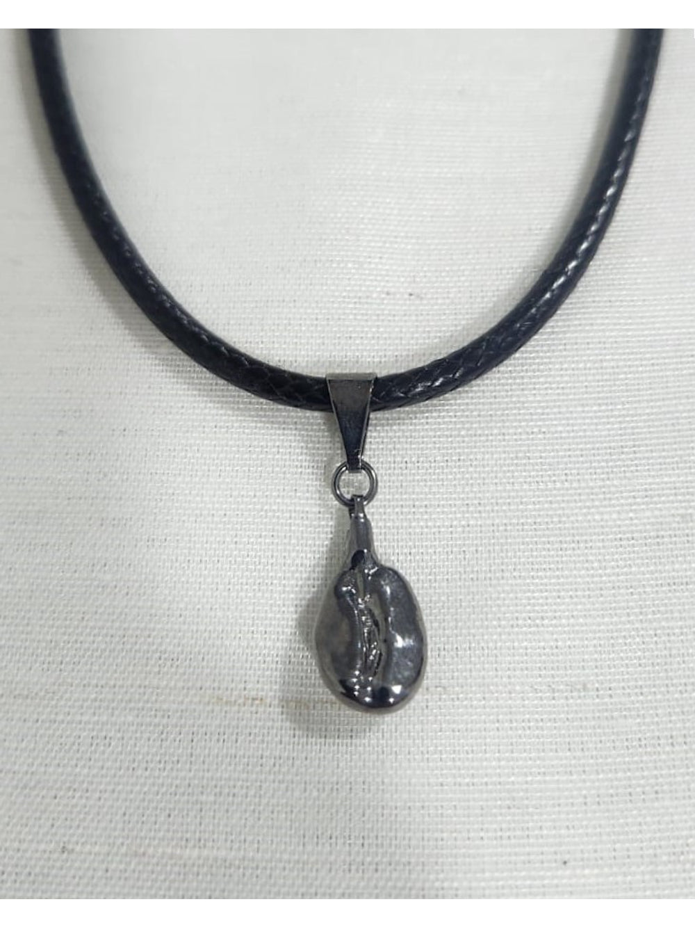 PINGENTE OURO NEGRO GRÃO BOURBON