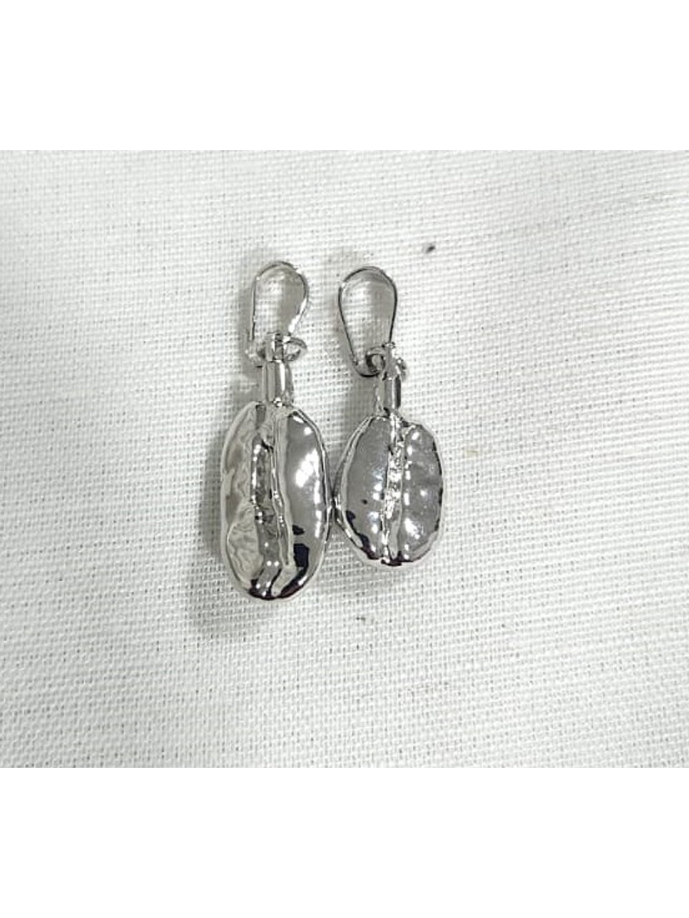 PINGENTE OURO BRANCO GRÃO PACAMARA