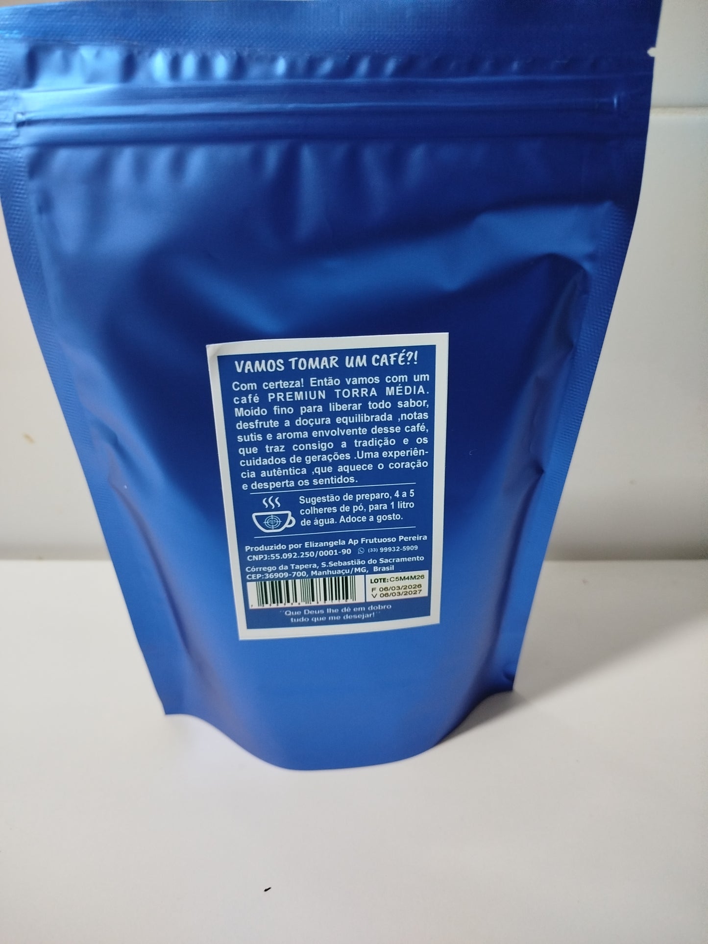 Café Premium torra média moído Vamos Tomar Um Café 250g