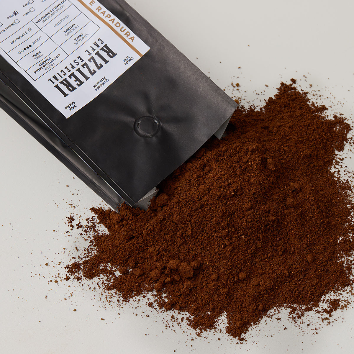 Café Obatã Moido 250g Caramelo e Rapadura Rizzieri Café