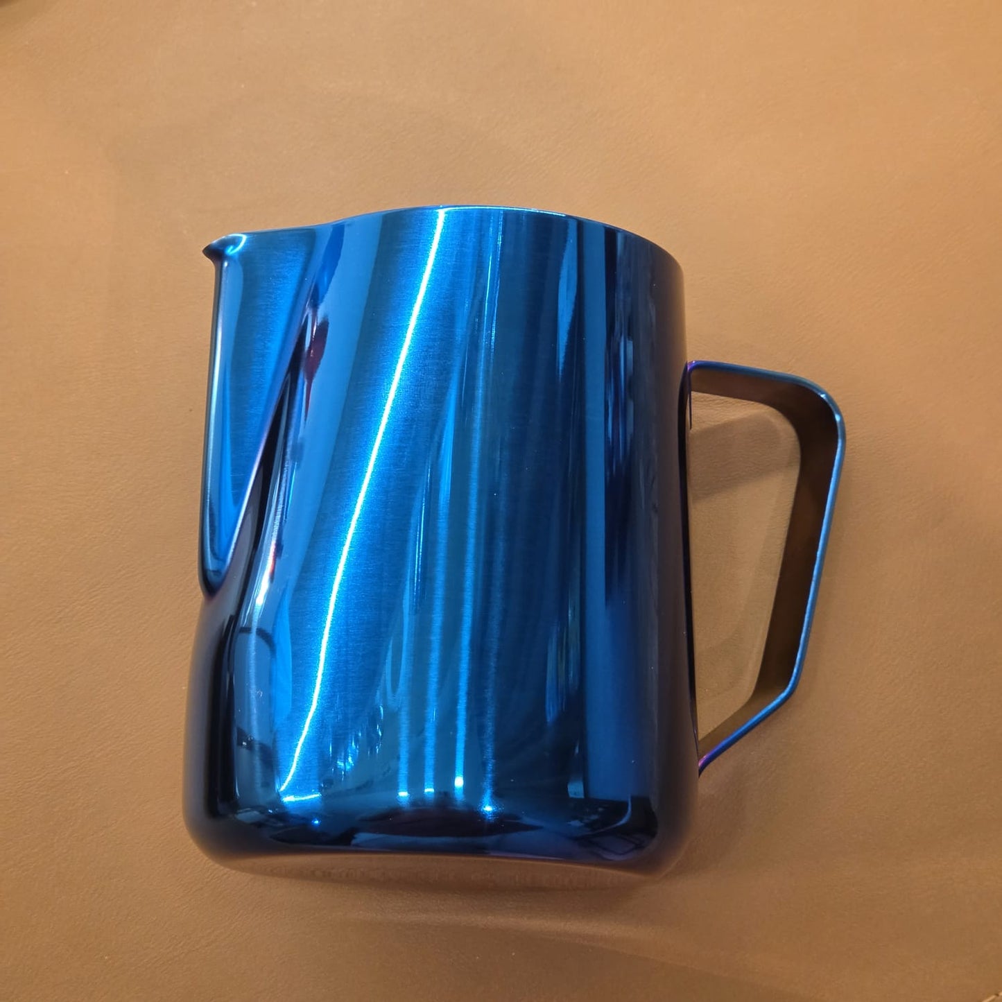Pitcher 600ml azul espelhado