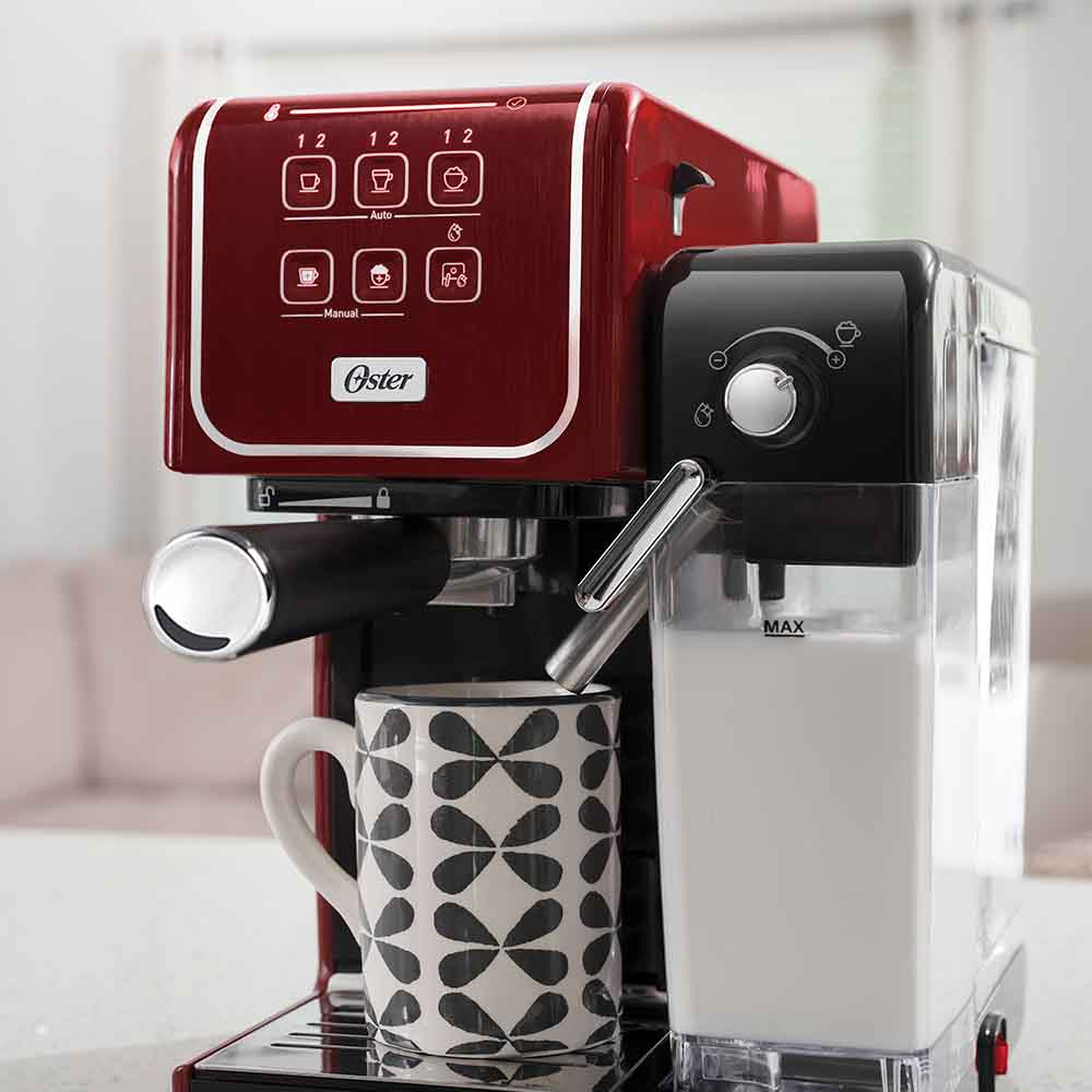 Cafeteira Máquina Espresso Oster PrimaLatte Touch Vermelha