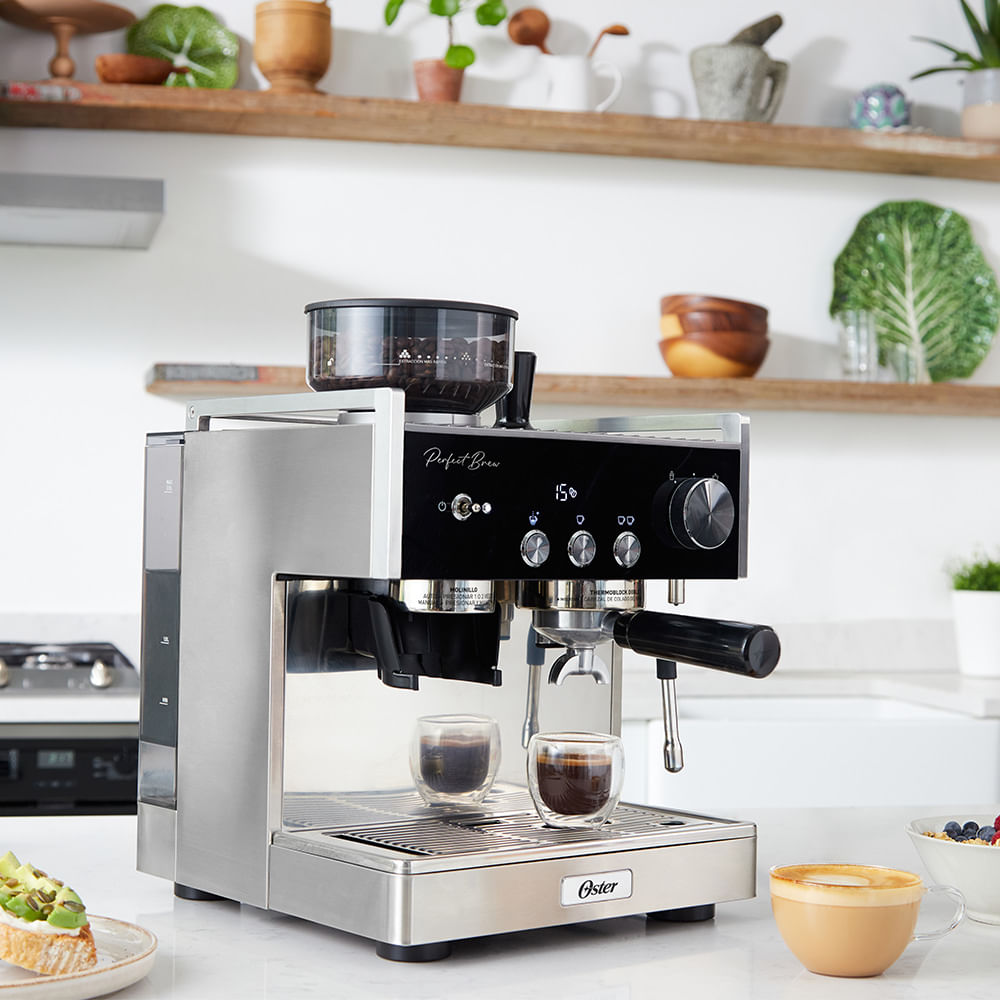 Máquina Cafeteira Espresso Manual Oster Perfect Brew Máxima