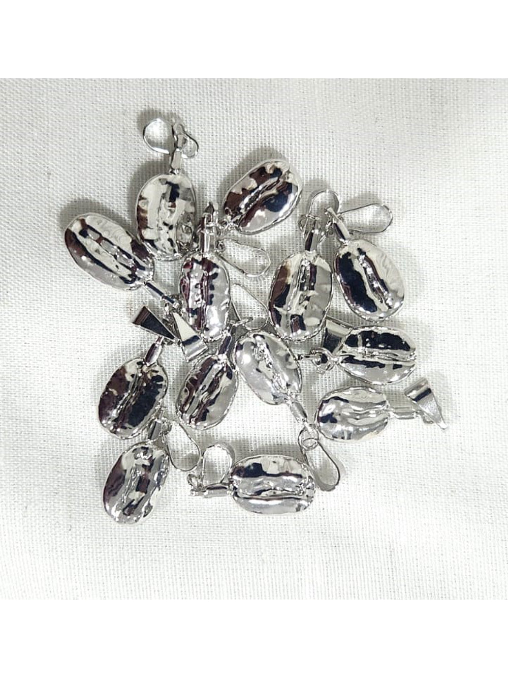 PINGENTE OURO BRANCO GRÃO BOURBON