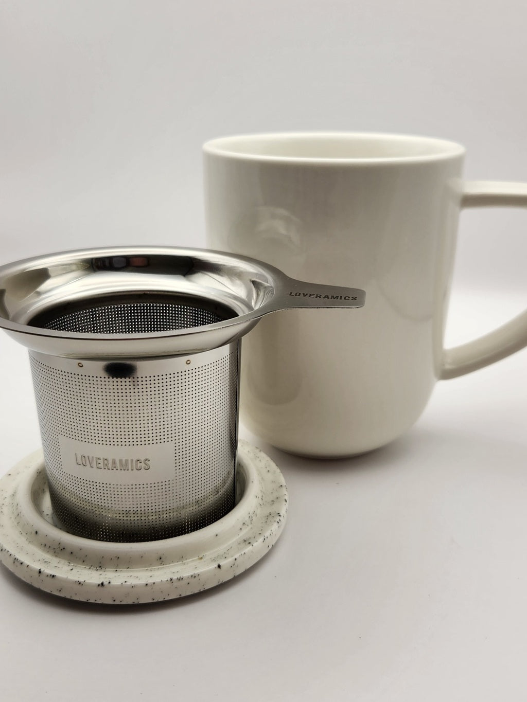 Xícara com Infusor em Aço Inox 300ml Bege Loveramics