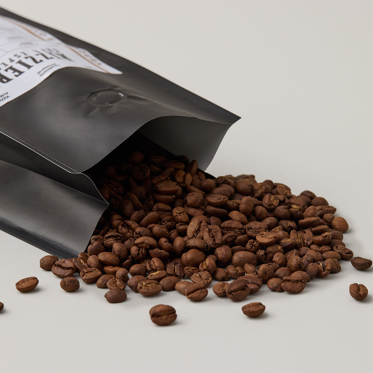 Café Obatã em Grãos 250g Caramelo e Rapadura Rizzieri Café