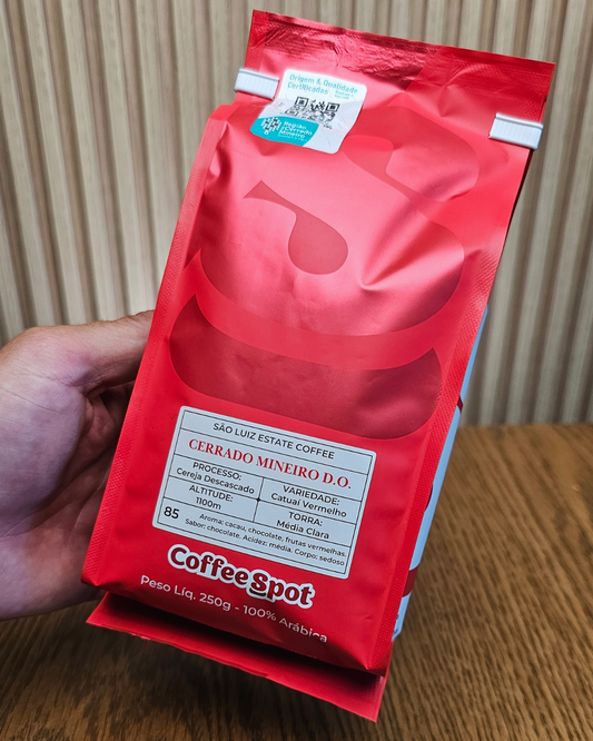 Catuaí Vermelho - Castanha, Caramelo, Cacau, Ameixa - CAFÉ EM GRÃOS 250g