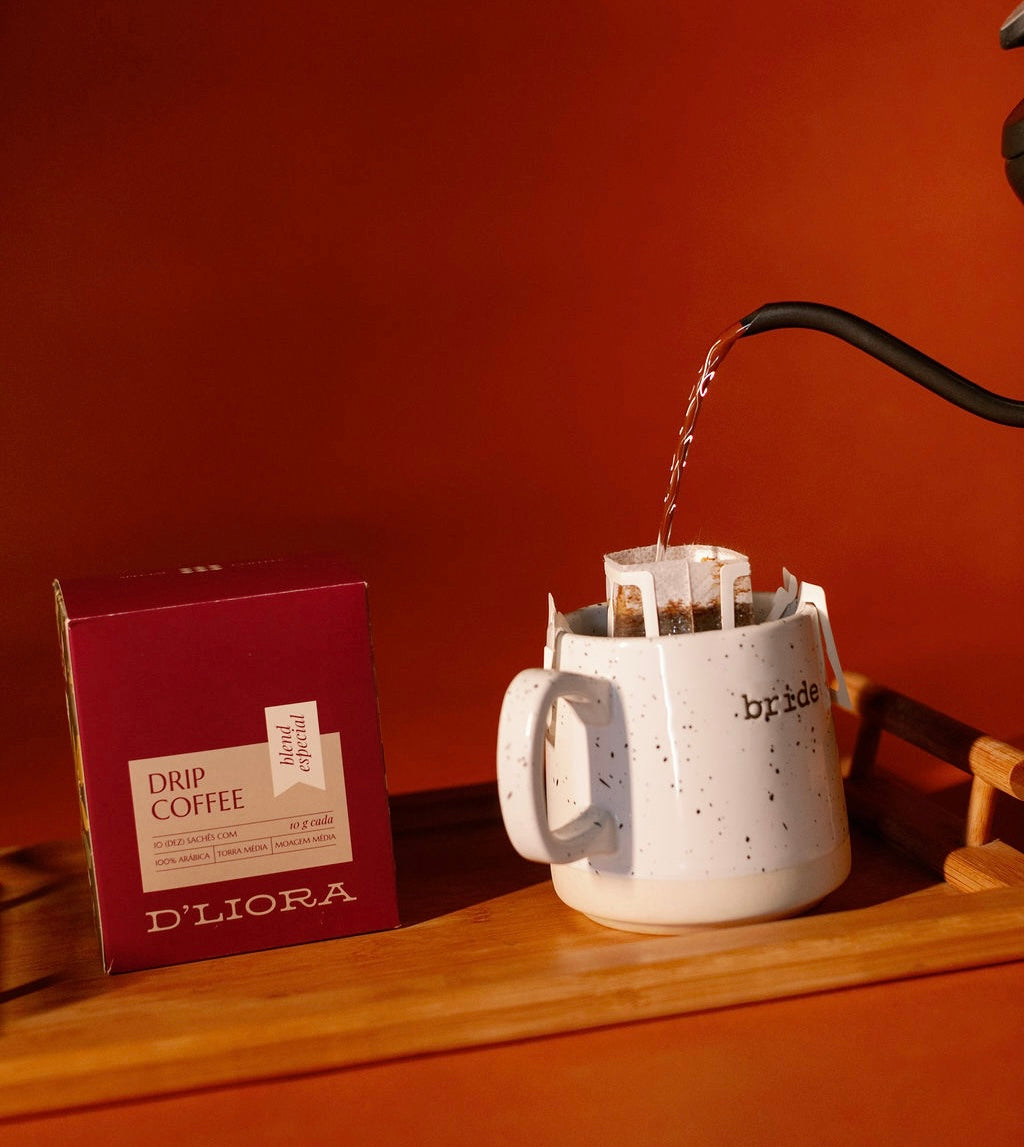 Kit 1 café em grãos 250g + 1 caixa de drip coffee linha origem blend especial D'Liora Cafés