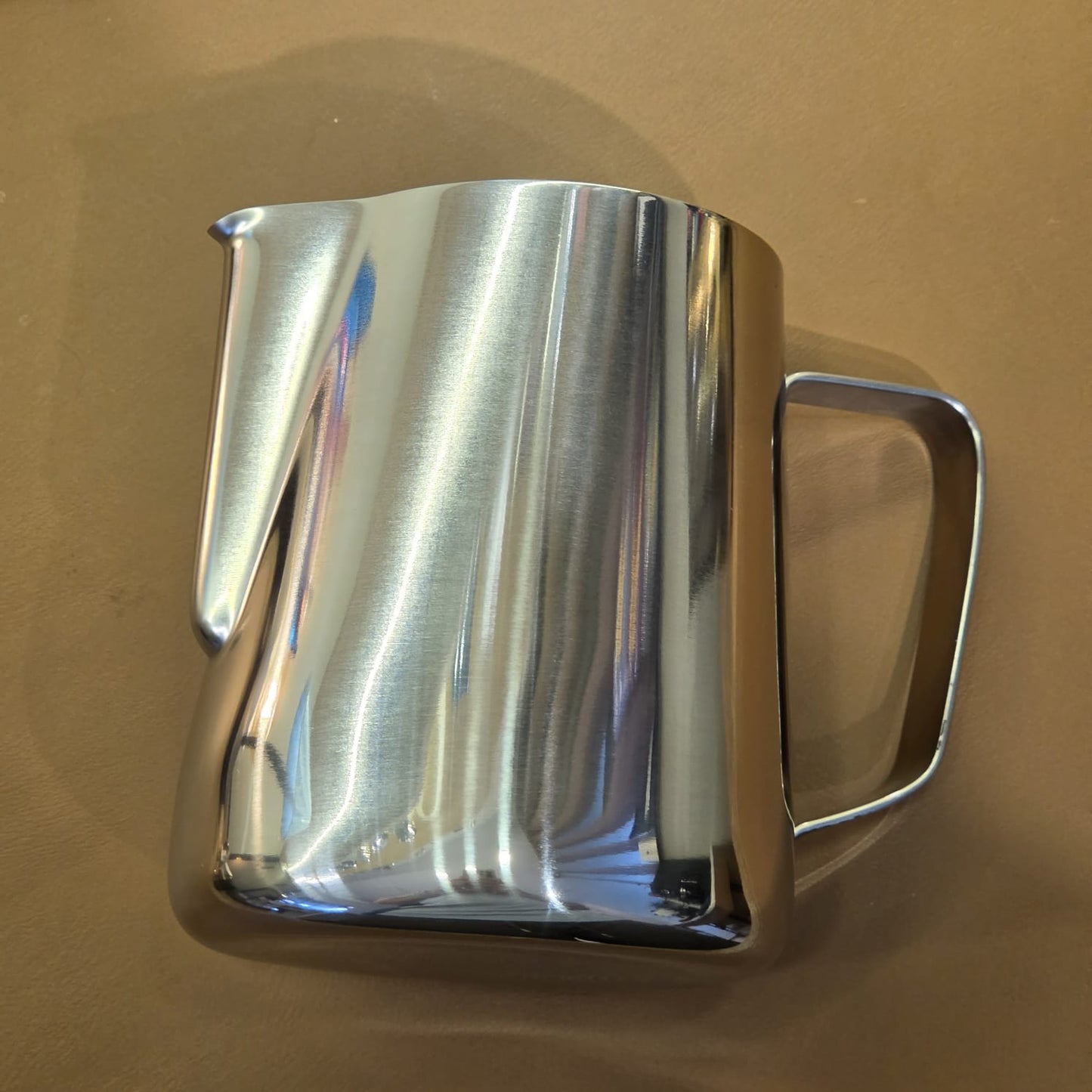 Pitcher 600ml prata inox
