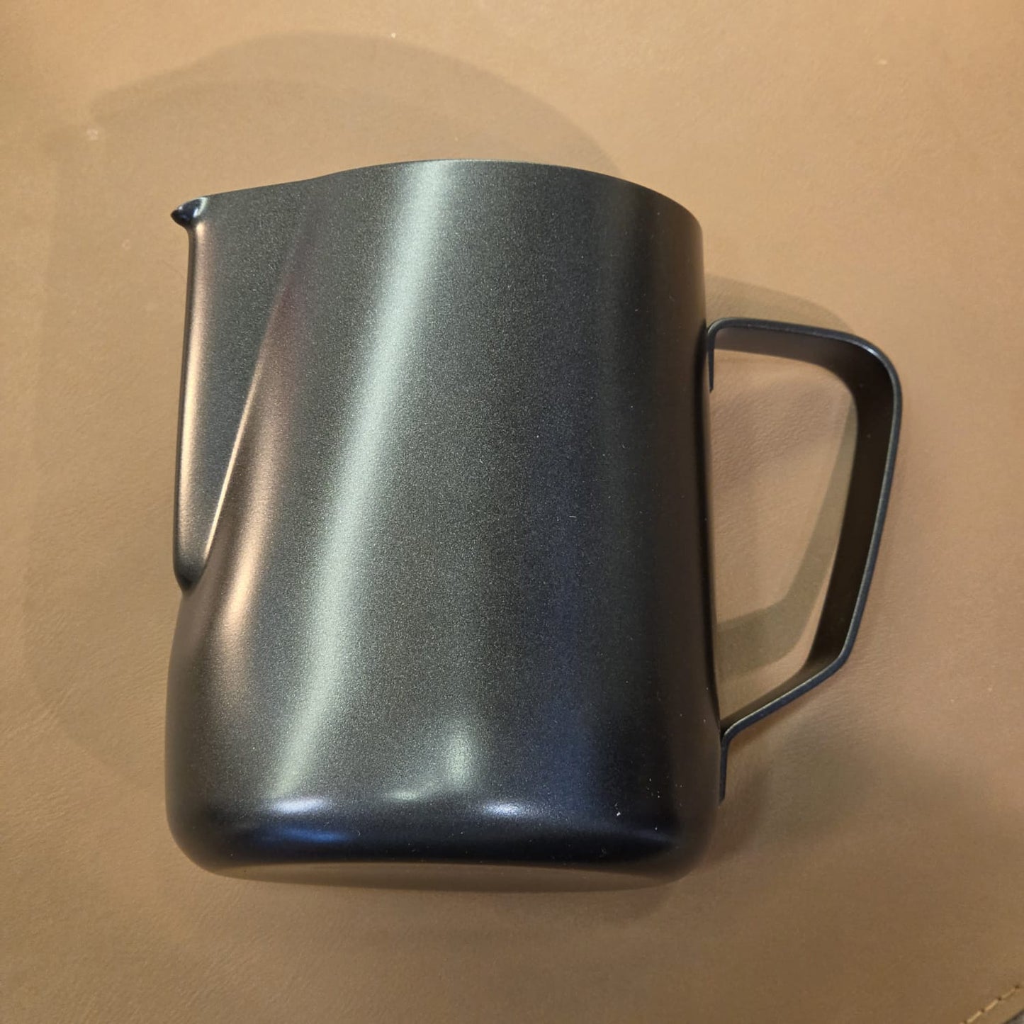 Pitcher 600ml cinza chumbo