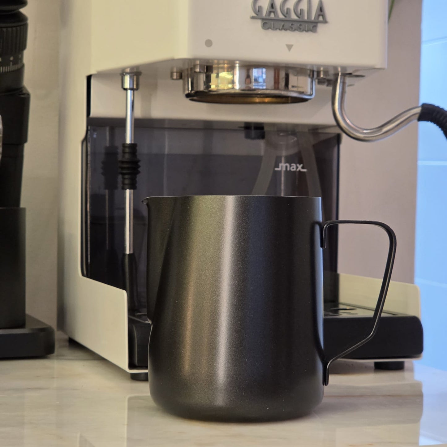 Pitcher 600ml cinza chumbo
