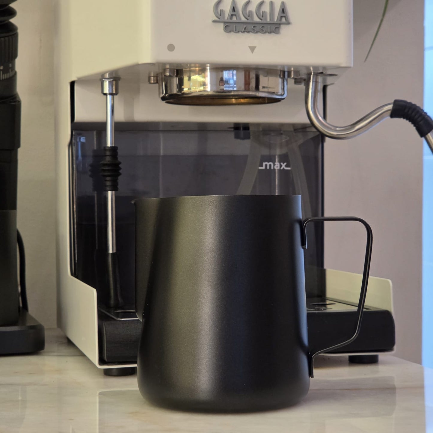 Pitcher 600ml teflon