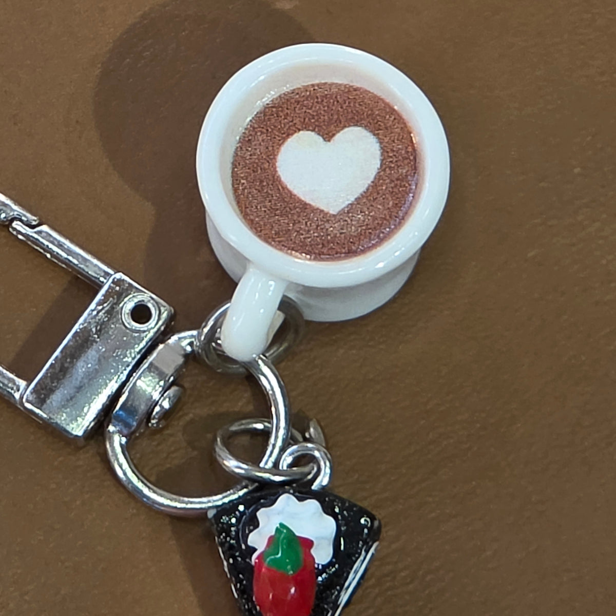 Chaveiro Latte art (Bolo)