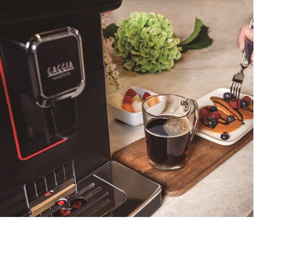 Cafeteira Maquina Gaggia Expresso Italiana Automática Magenta Plus com Moedor